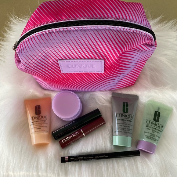 New Clinique lavender and pink 8 piece cosmetics travel set - Picture 3 of 7